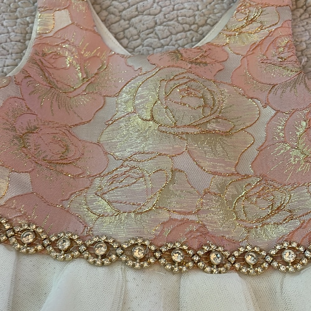 Dress - Picture 3 of 5